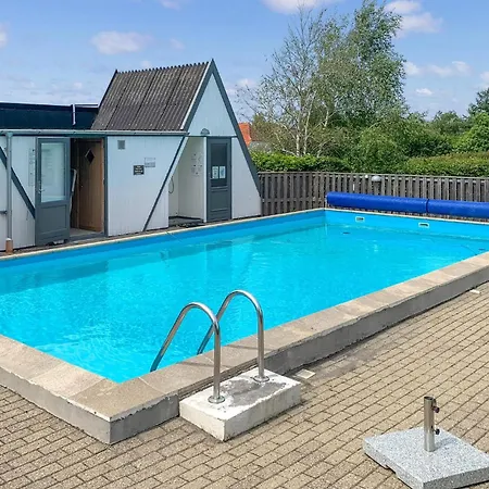 Stunning In * Knebel